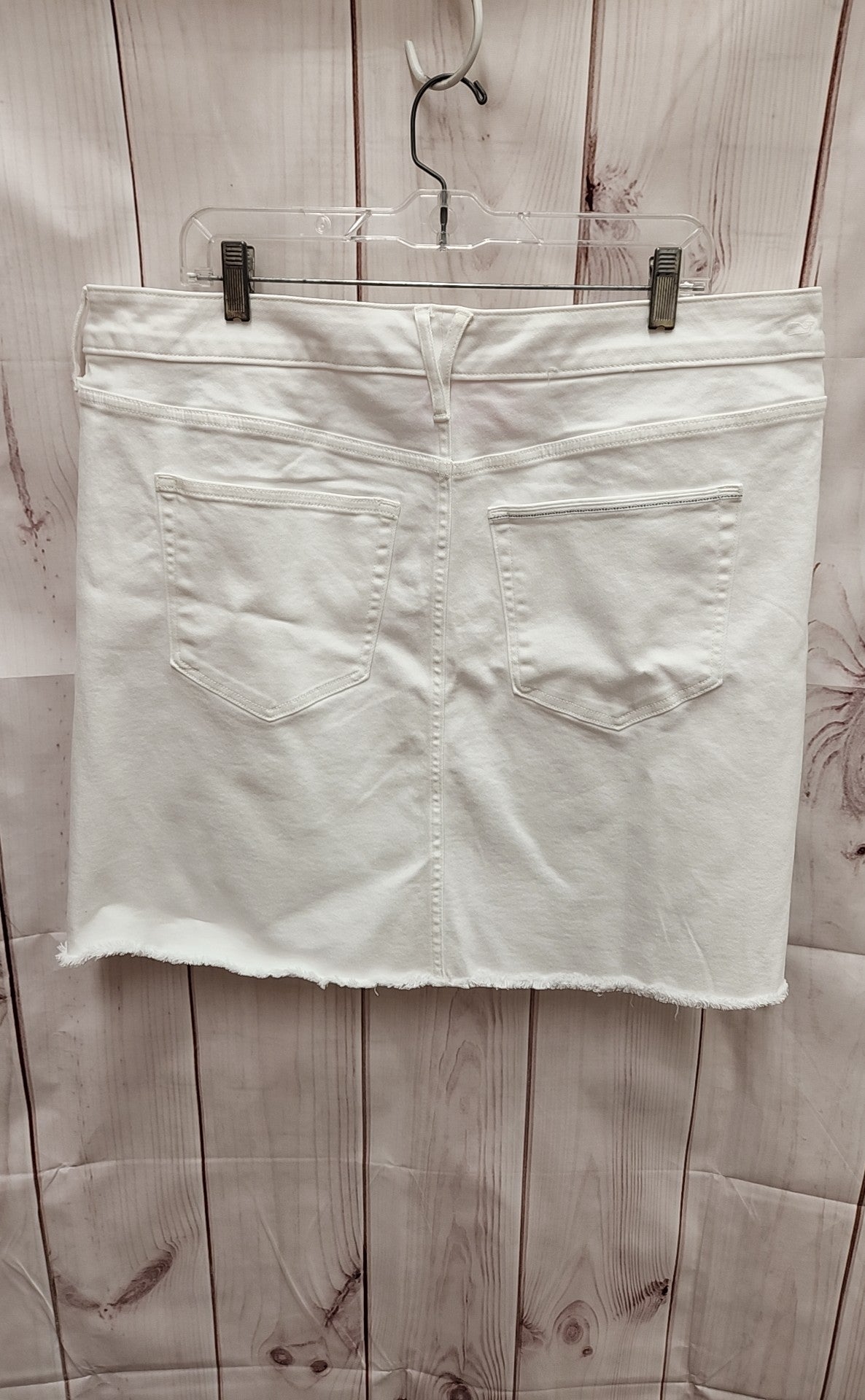 Vineyard Vines Women's Size 18 White Skirt NWT