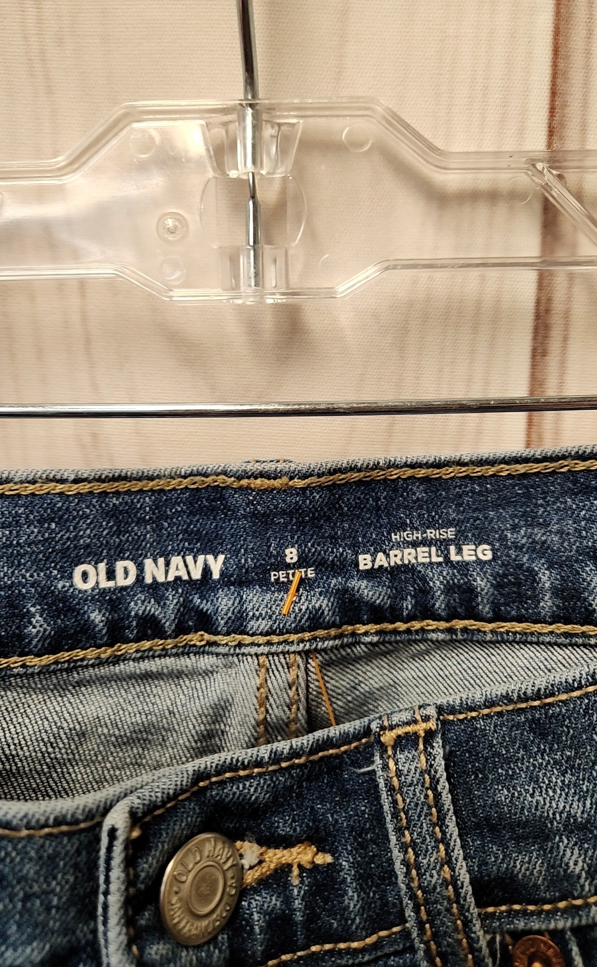 Old Navy Women's Size 29 (7-8) Petite Blue Jeans High Rise Barrel Leg