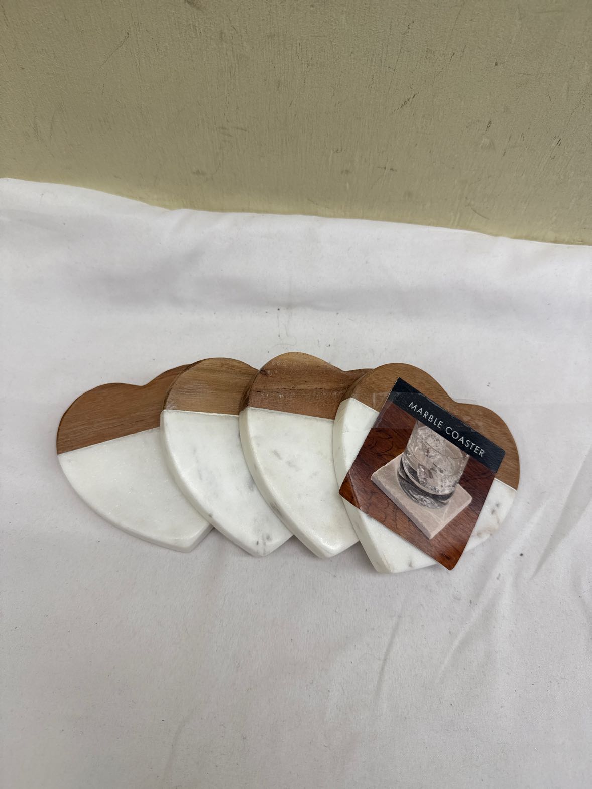 NWT 4PCS Marble Heart Coasters