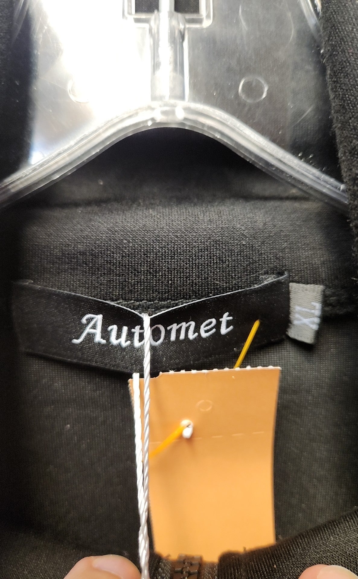 NWT Automet Women's Size XL Black Sweatshirt