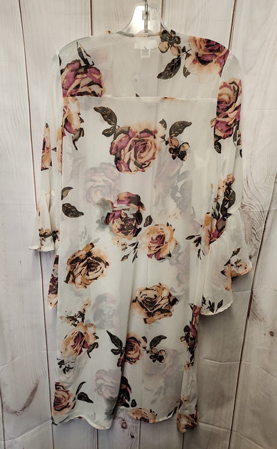 Ivy & Main Women's Size Small/Medium White Floral Cardigan