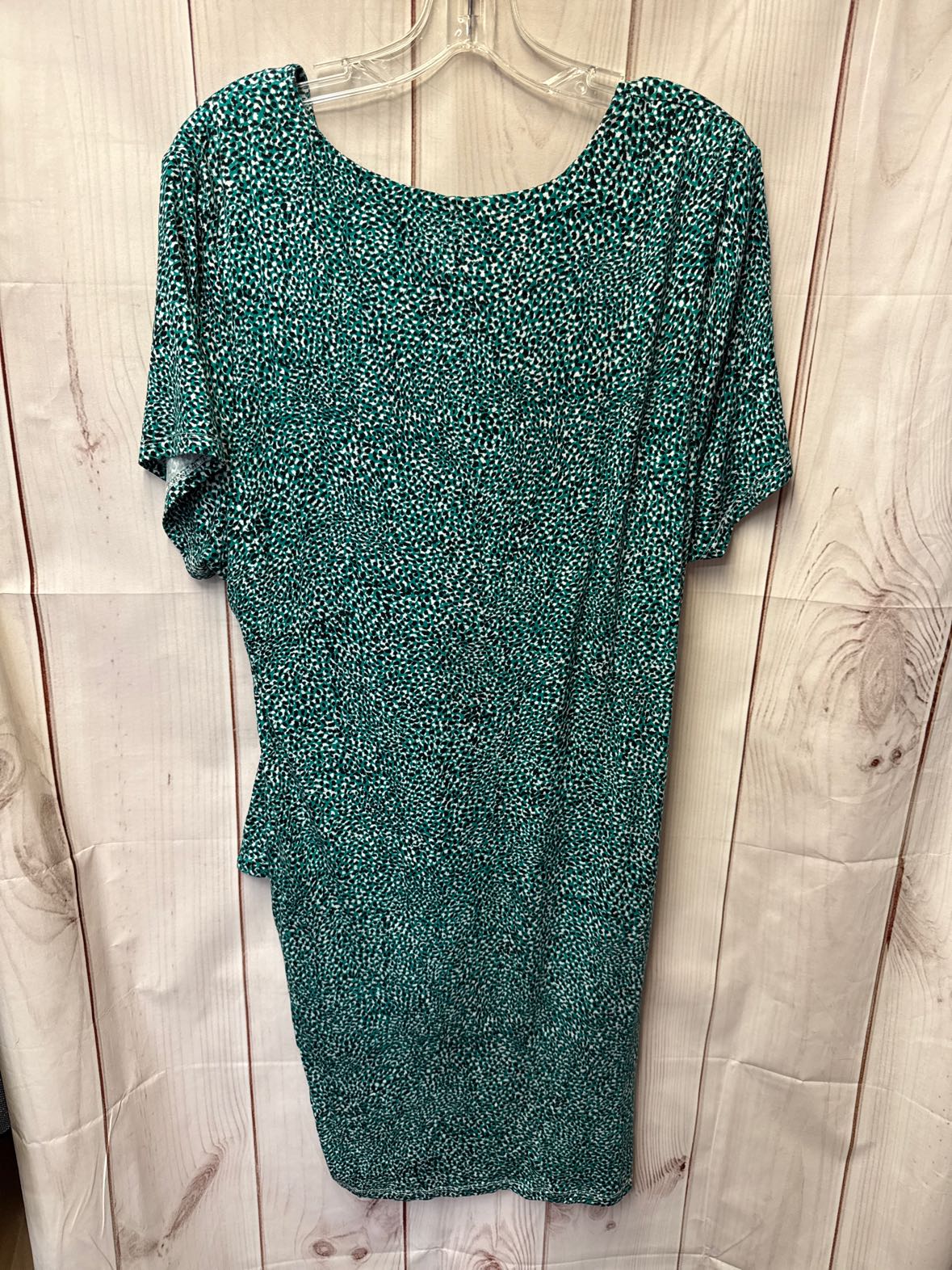 Rebel Women's Size 1X Green Dress