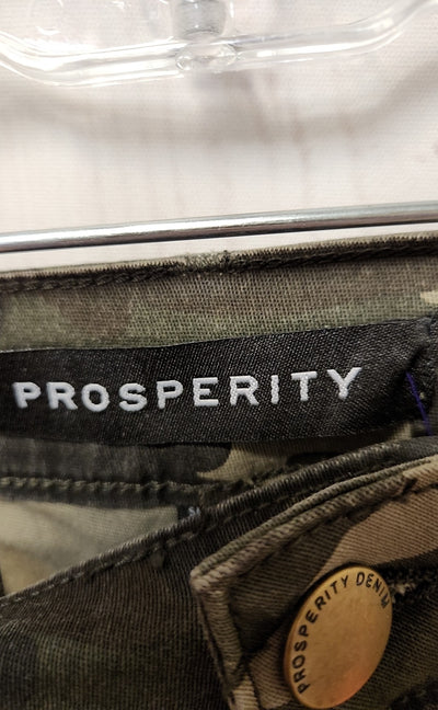 Prosperity Women's Size 26 (1-2) Green Camo Pants