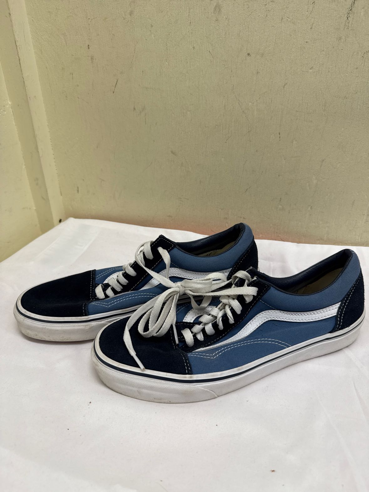 Vans Men's Size 9-1/2 Blue Sneakers