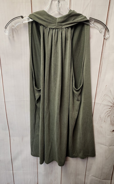 Green Envelope Women's Size L Olive Green Sleeveless Top