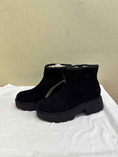 NWT No Boundaries Women's Size 8 Black Boots Shoes