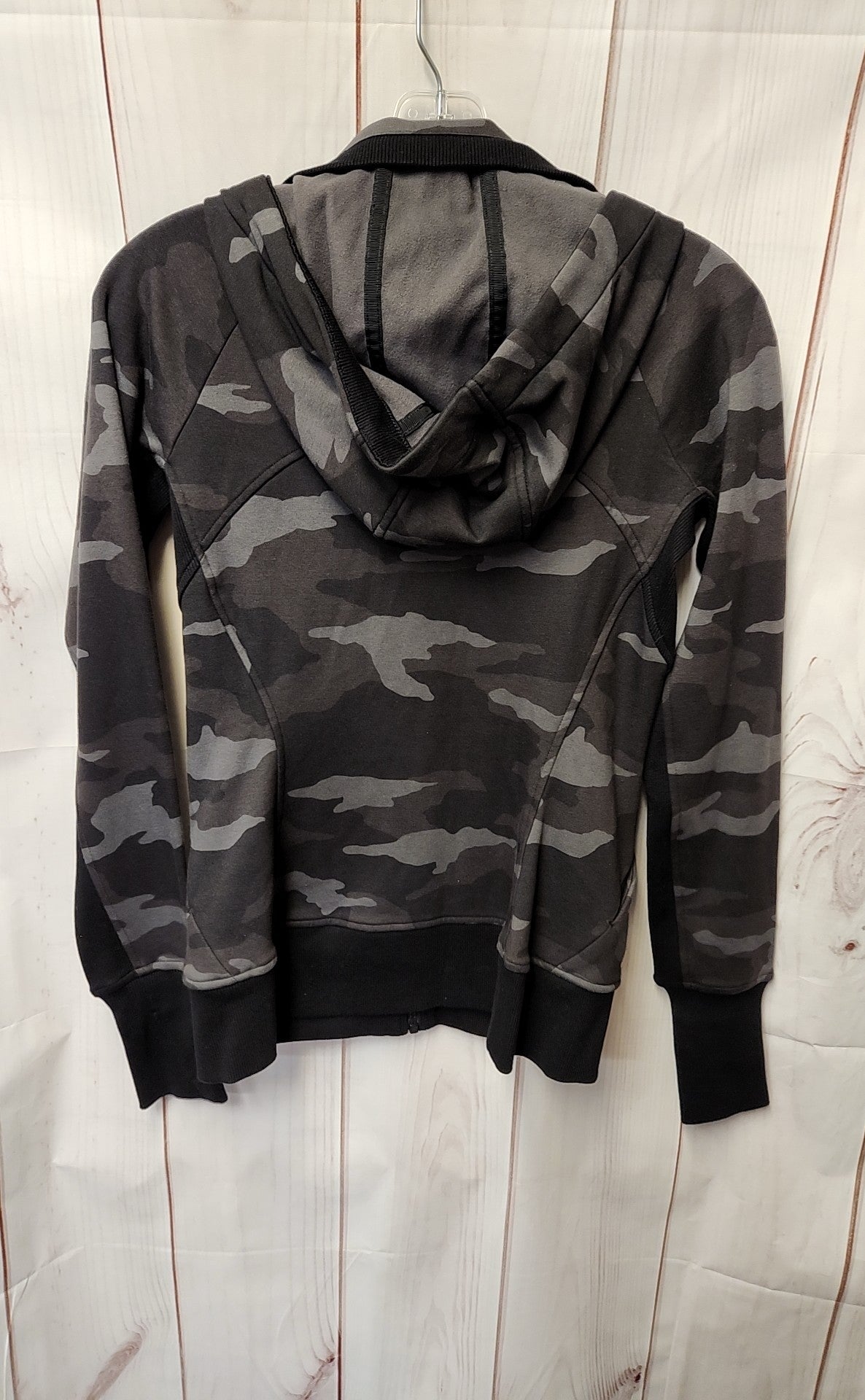 Athleta Women's Size XS Black Camo Active Jacket