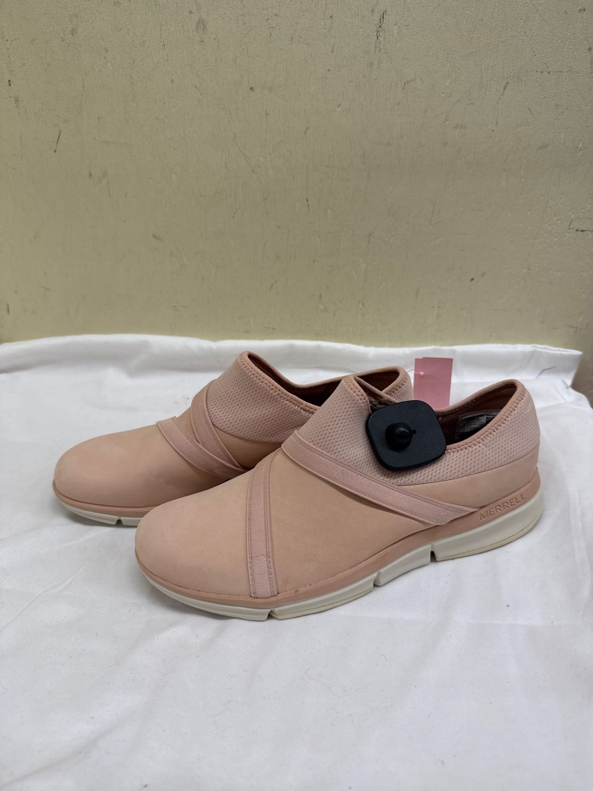 Merrell Women's Size 9 Pink Flats Shoes