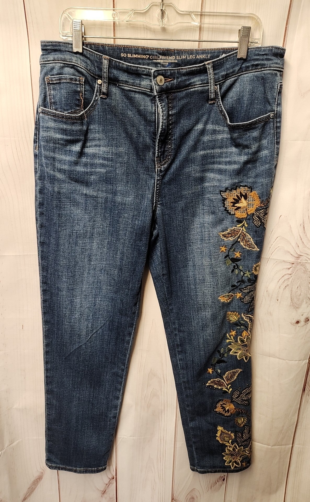 Chico's Women's Size 31 (11-12) Blue Floral Jeans Girlfriend Slim Leg Ankle