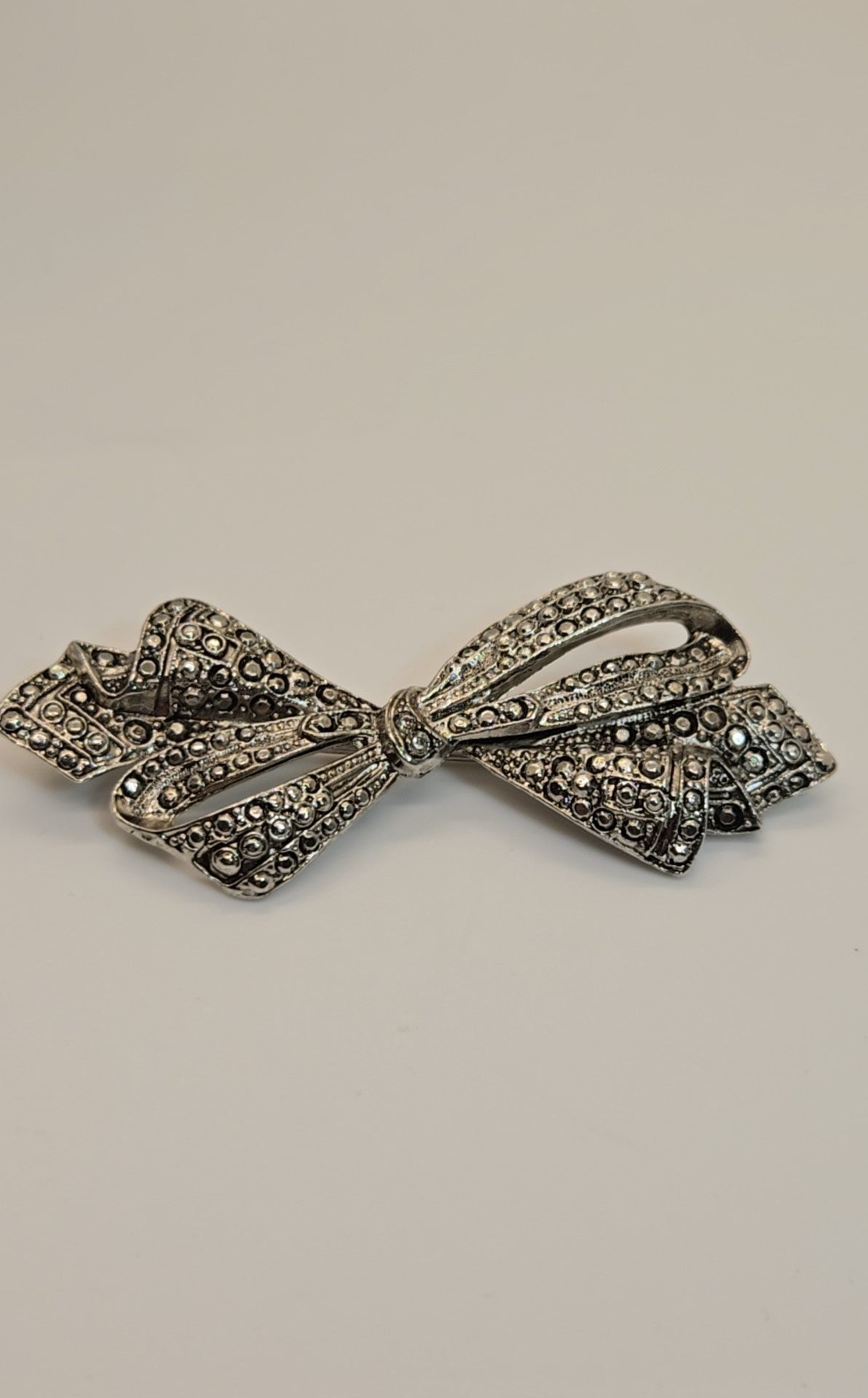 Silver Bow Brooch Pin