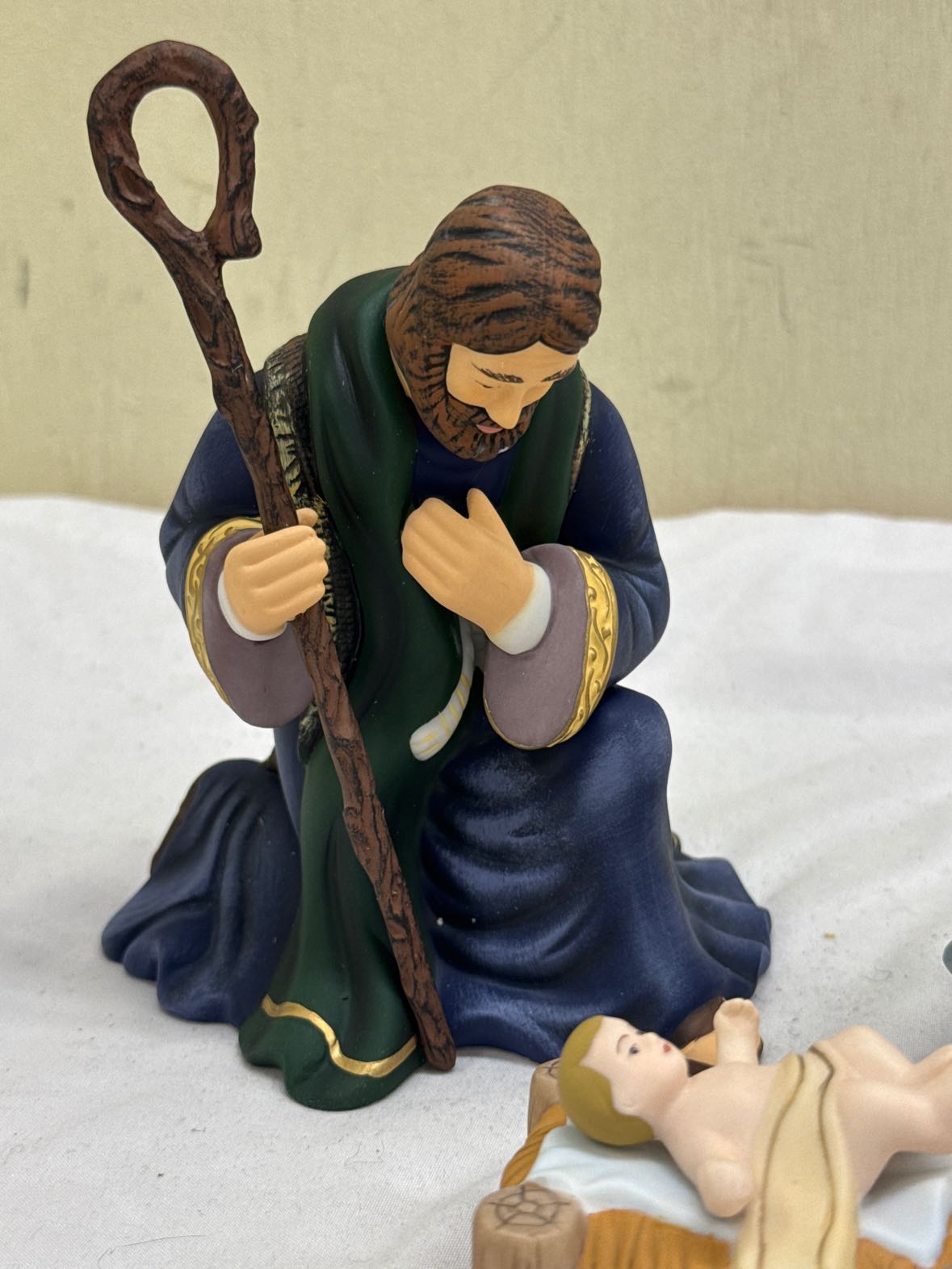 3PCS Hawthorne Village Thomas Kinkade Nativity Holy Family Figurines