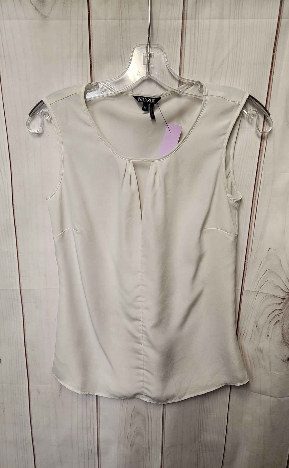 Nic & Zoe Women's Size Petite White Sleeveless Top