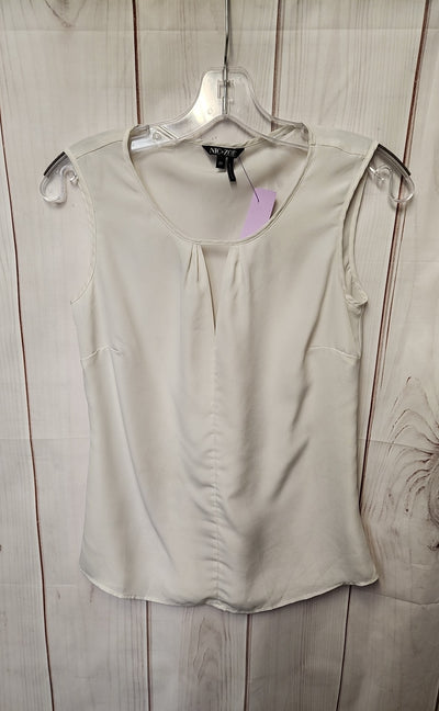 Nic & Zoe Women's Size Petite White Sleeveless Top