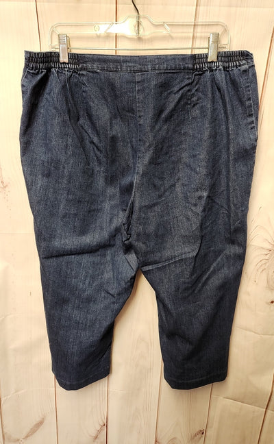 Alfred Dunner Women's Size 16 Blue Capris
