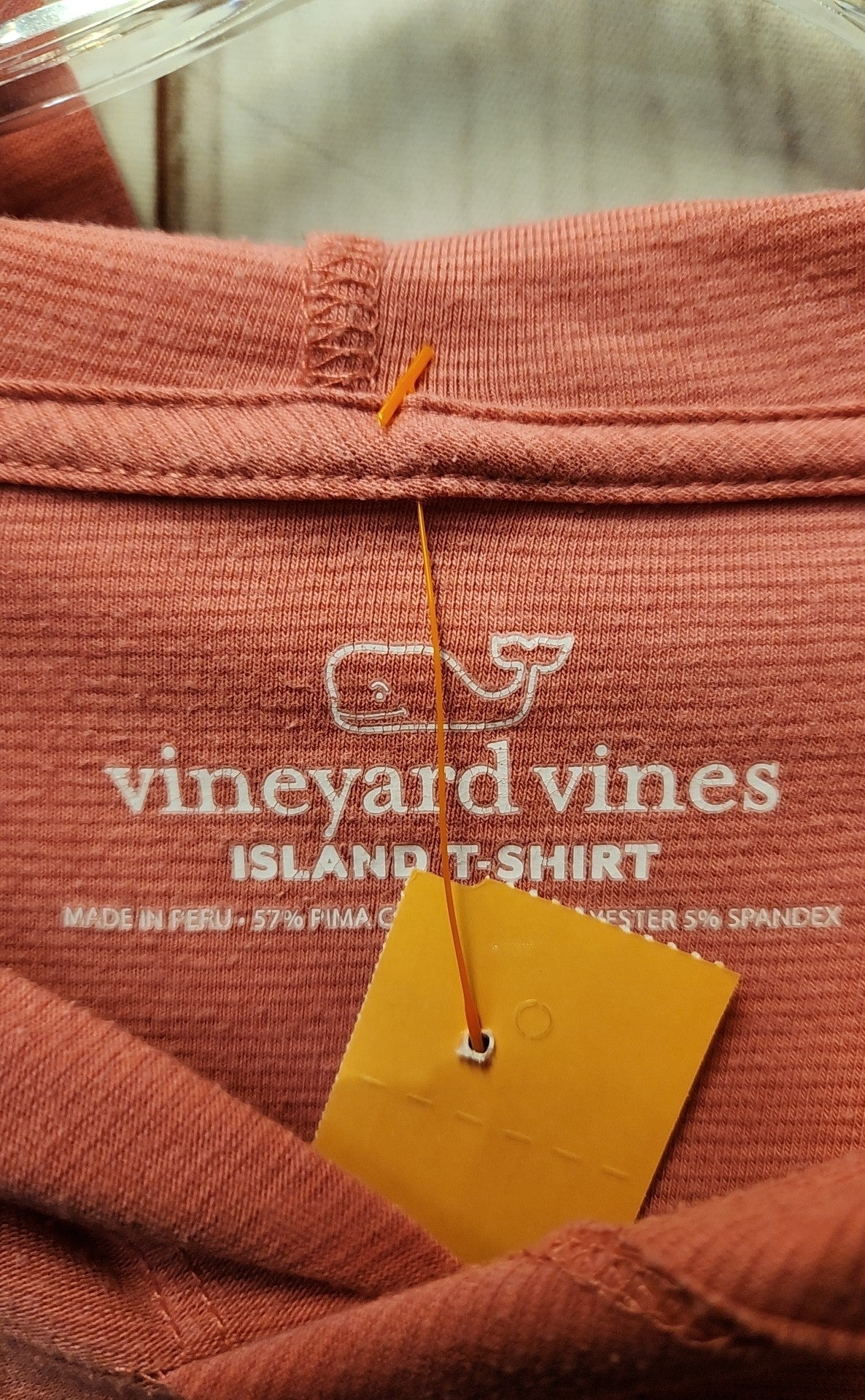 Vineyard Vines Men's Size M Red Shirt
