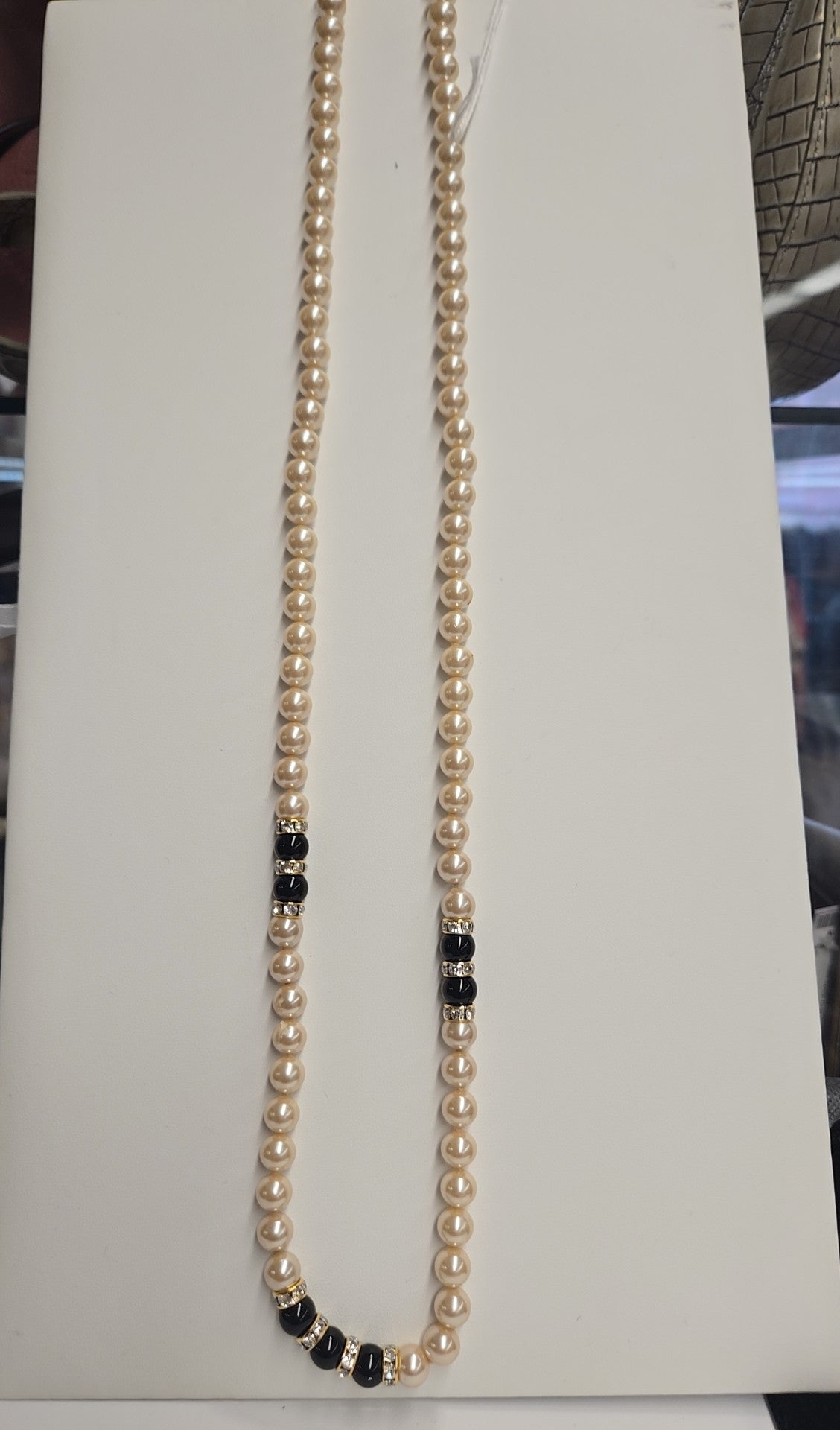 Pearl Beaded Necklace