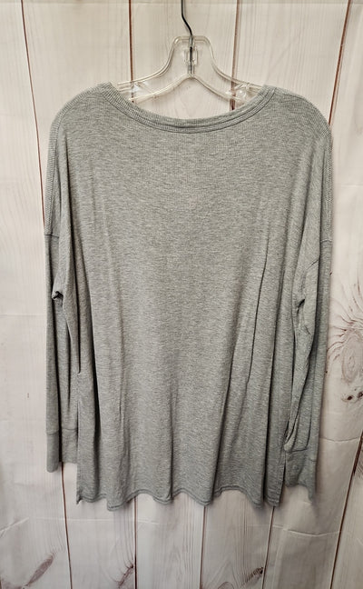 America & Beyond Women's Size S Gray Long Sleeve Top