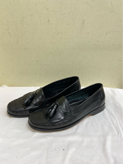 Bass Men's Size 11 Black Shoes