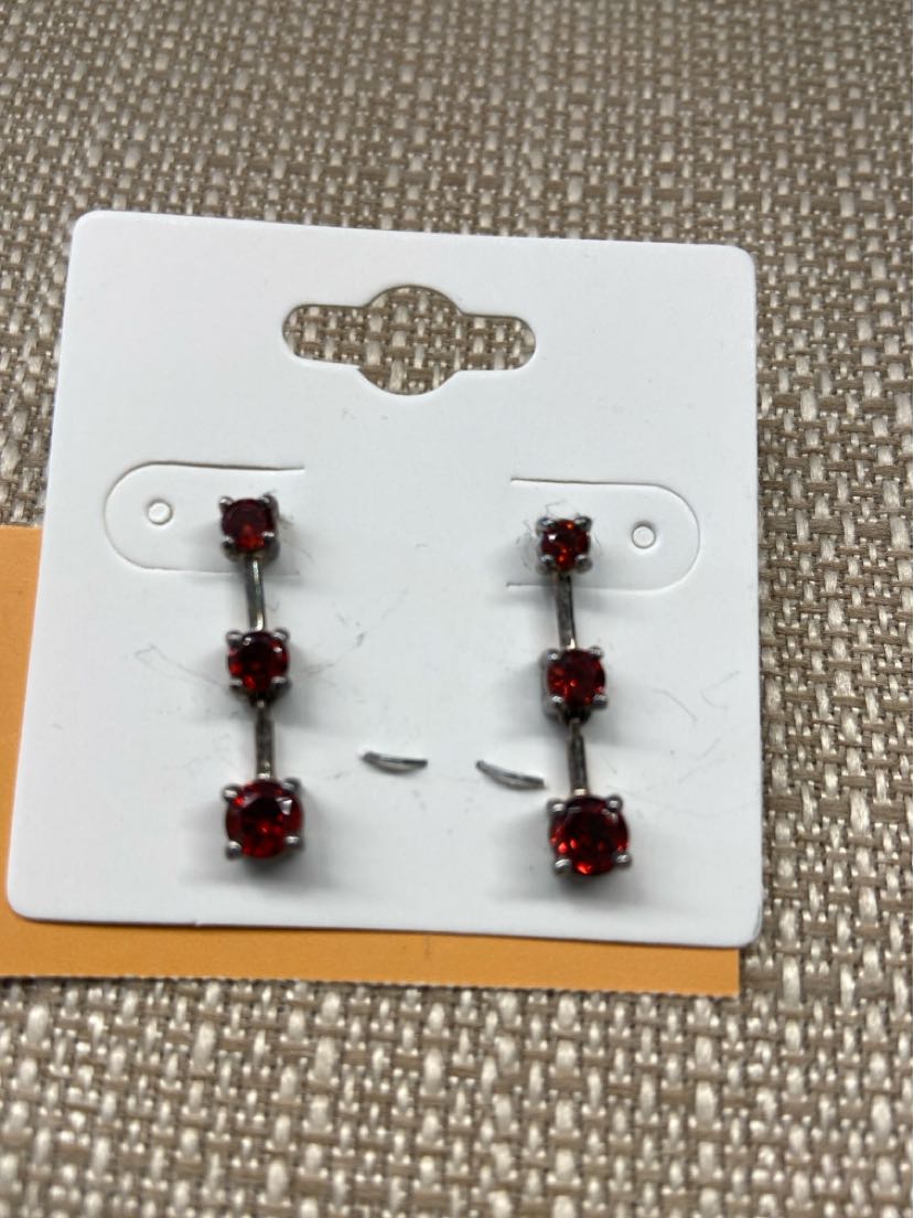 .925 Sterling Silver Red Stones Earrings