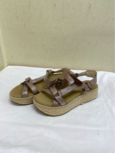 Nicole Women's Size 7 Tan Sandals