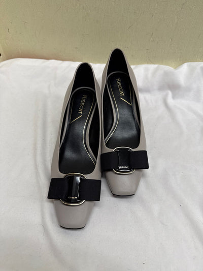 Kiss Cat Women's Size 37 = 6-1/2 Gray Pumps Shoes