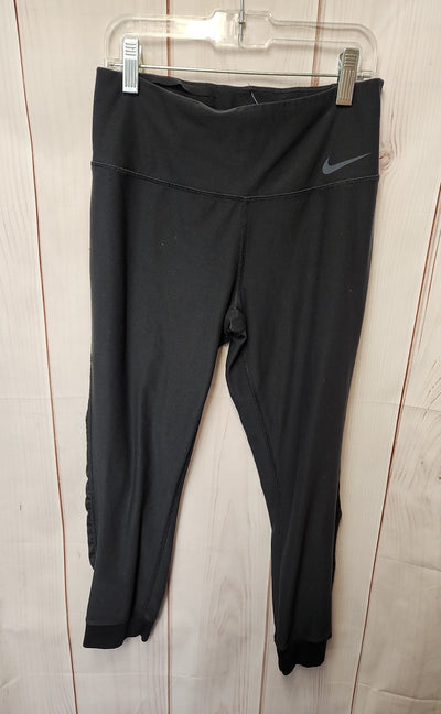 Nike Women's Size XS Black Active Capris