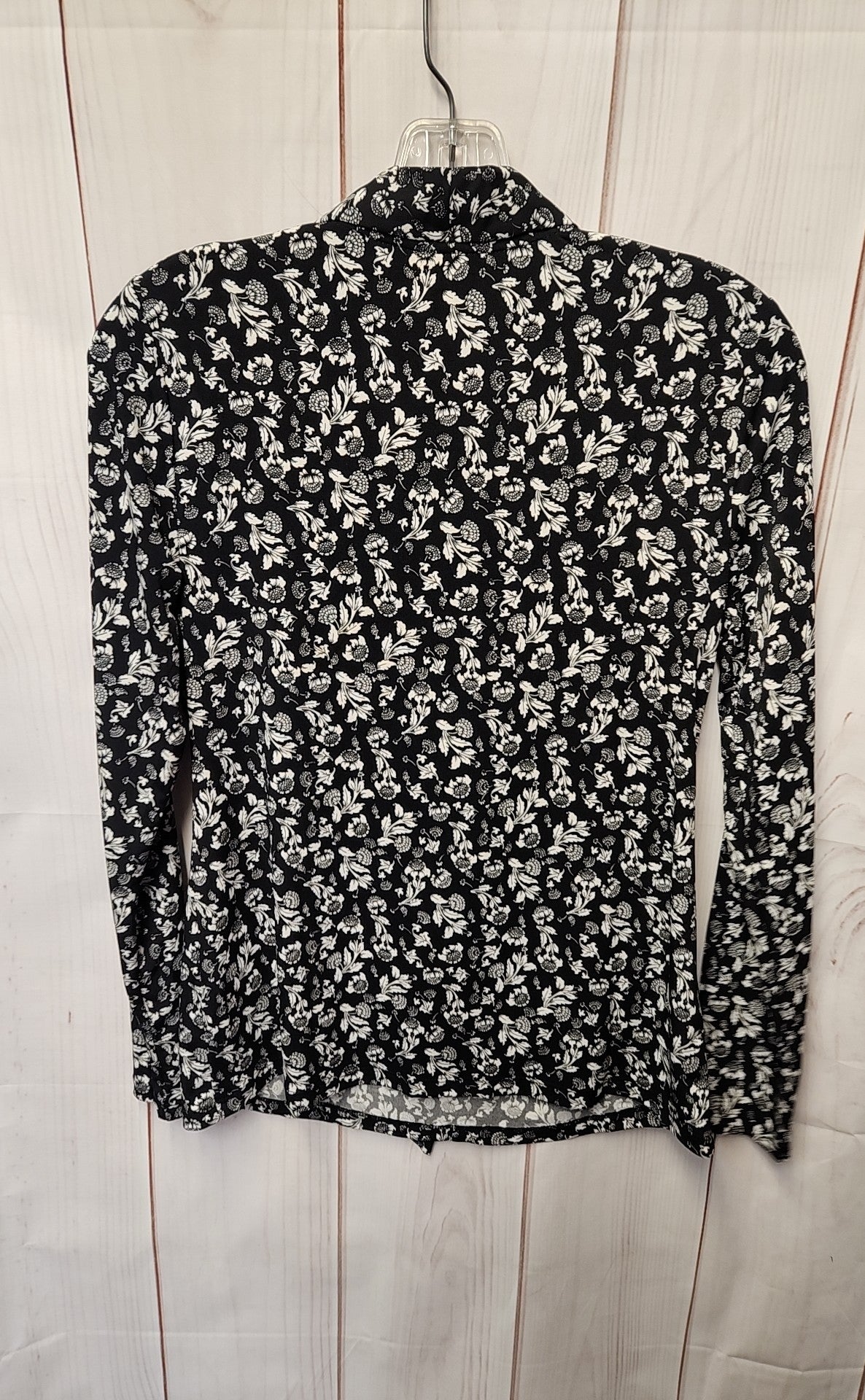 NWT Charter Club Women's Size XS Black Floral Long Sleeve Top