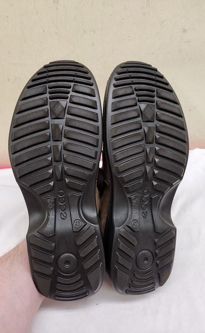 Ecco Men's Size 10 Brown Shoes