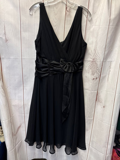 Connected Women's Size 16 Black Dress