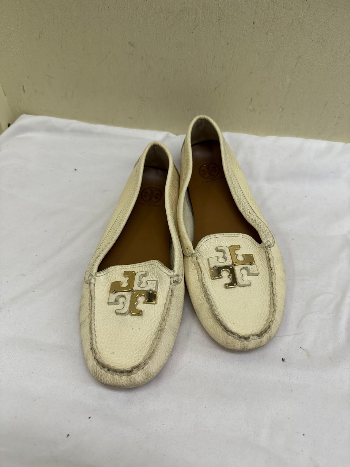 Tory Burch Women's Size 9 Off-White Flats AS IS - Wear