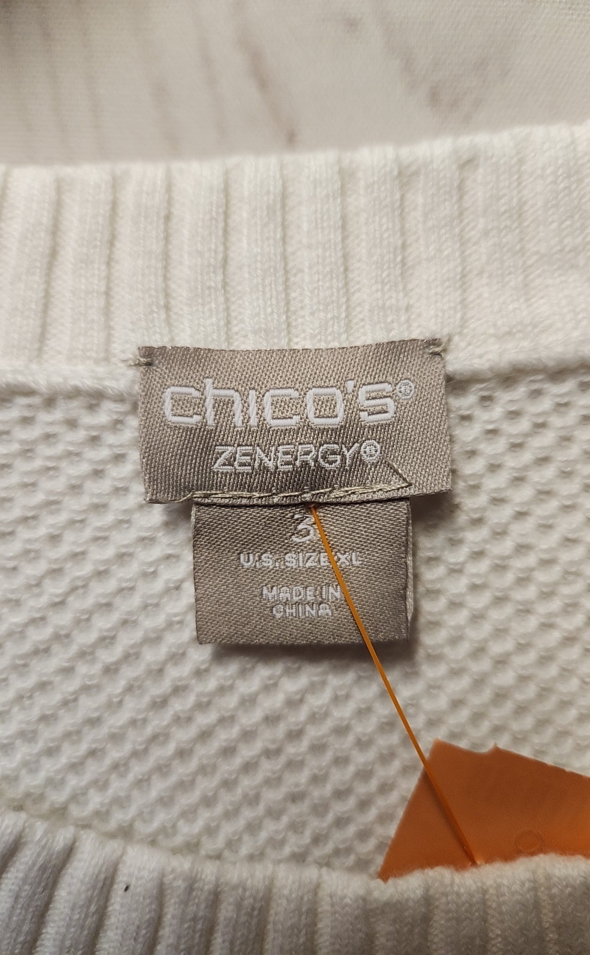 NWT Chico's Women's Size 3 = US XL White & Black Sweater