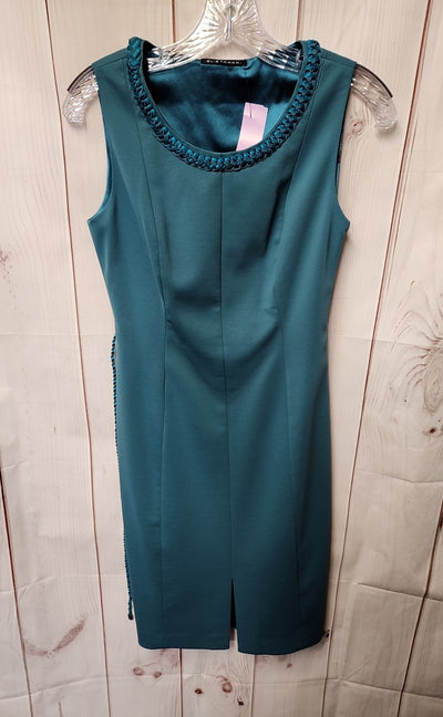Tahari Women's Size 4 Green Dress