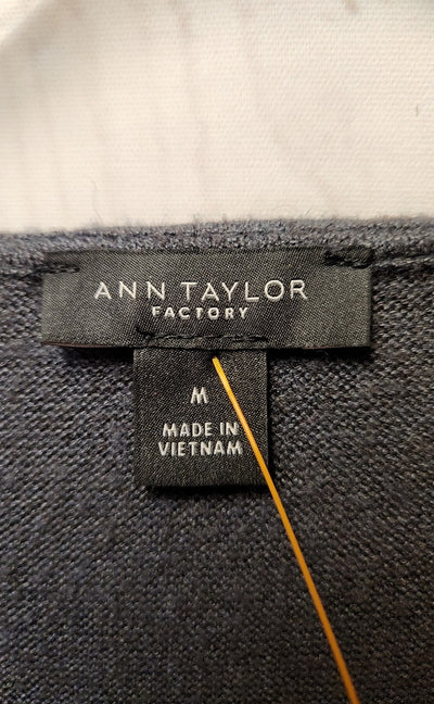 Ann Taylor Women's Size M Gray Sweater