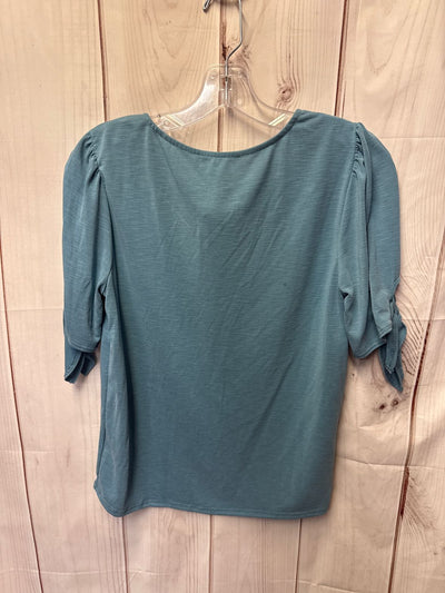 Green Envelope Women's Size S Blue Sleeveless Top