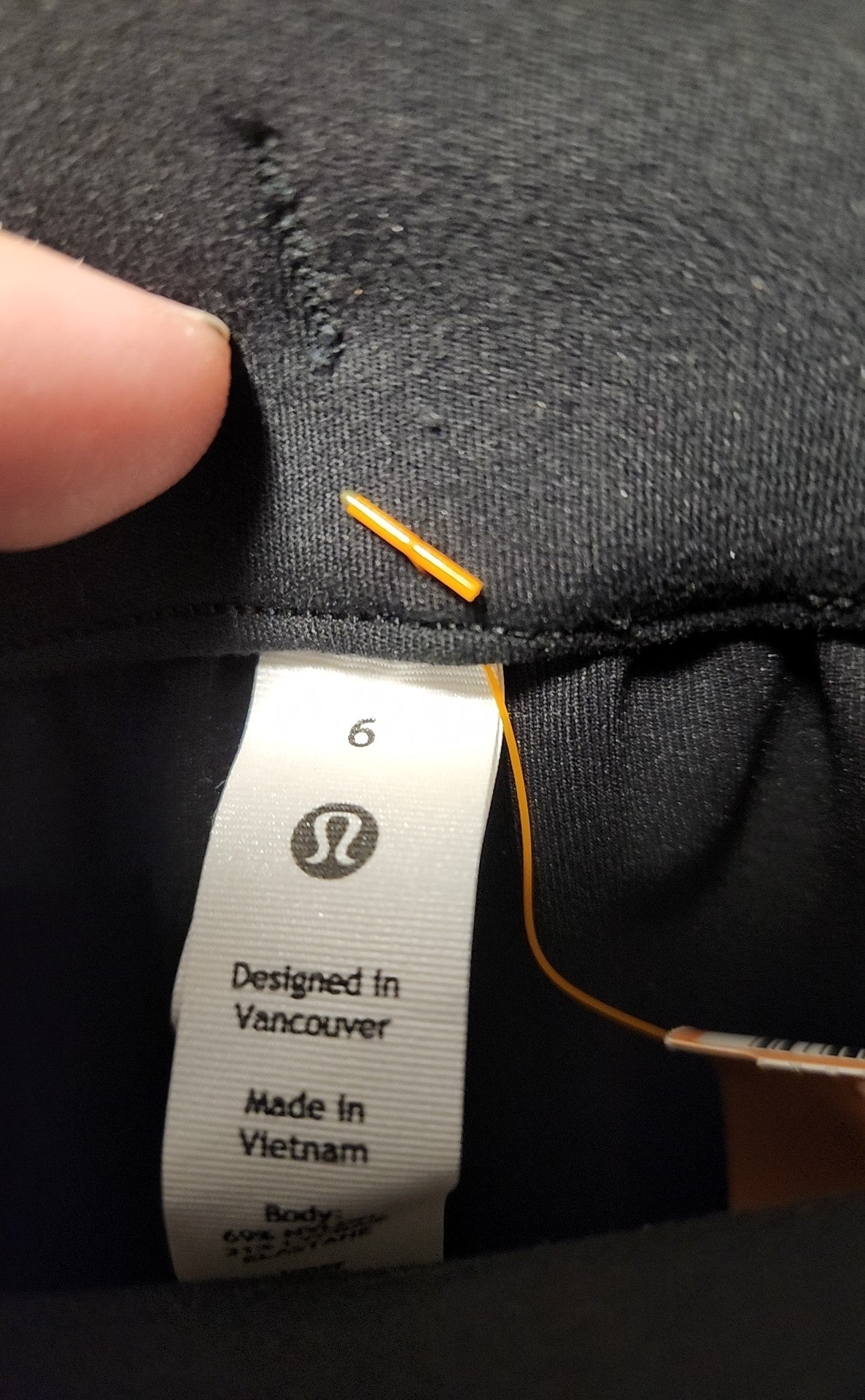 Lululemon Women's Size 6 Black Active Pants