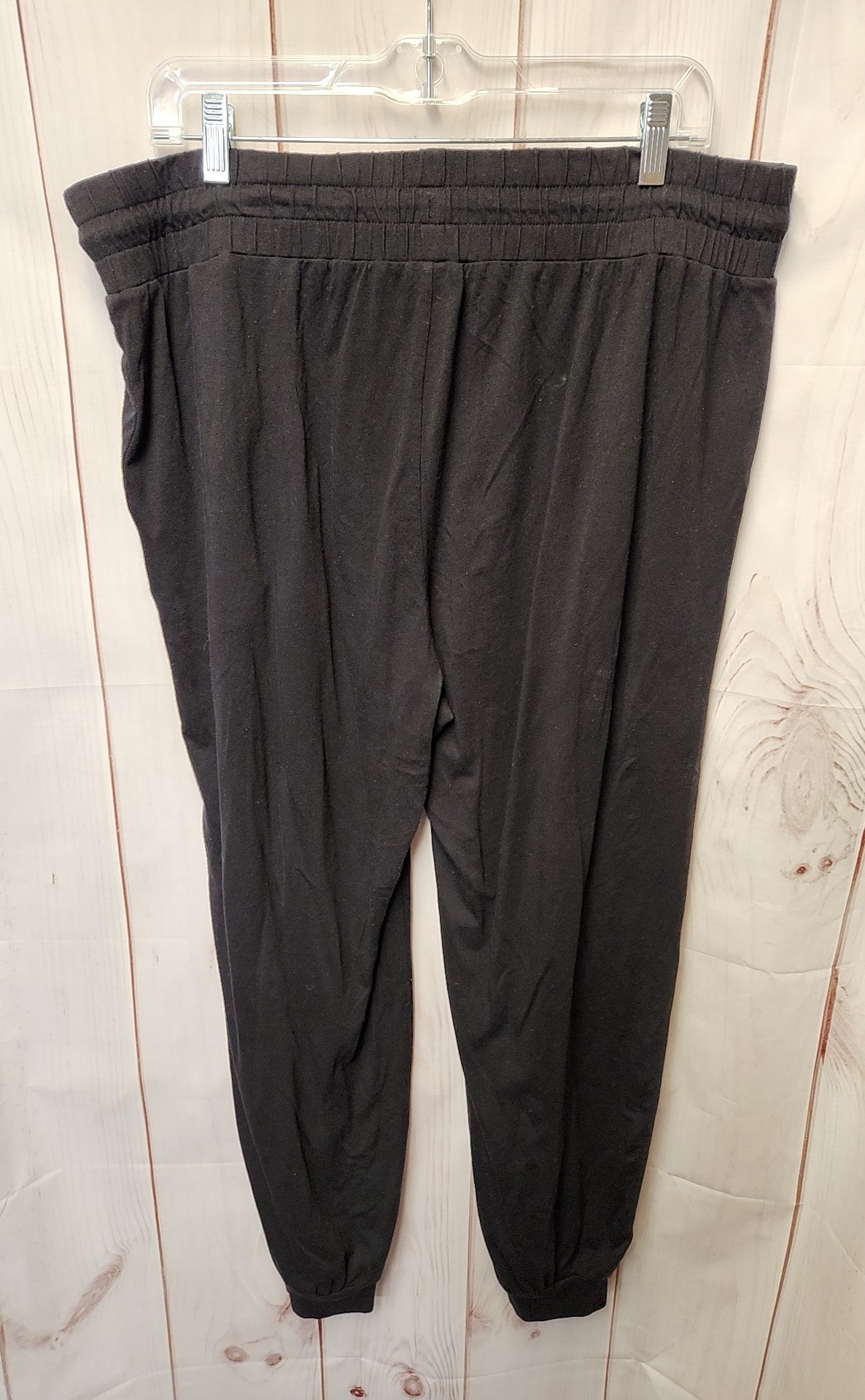 AnyBody Women's Size L Black Pants