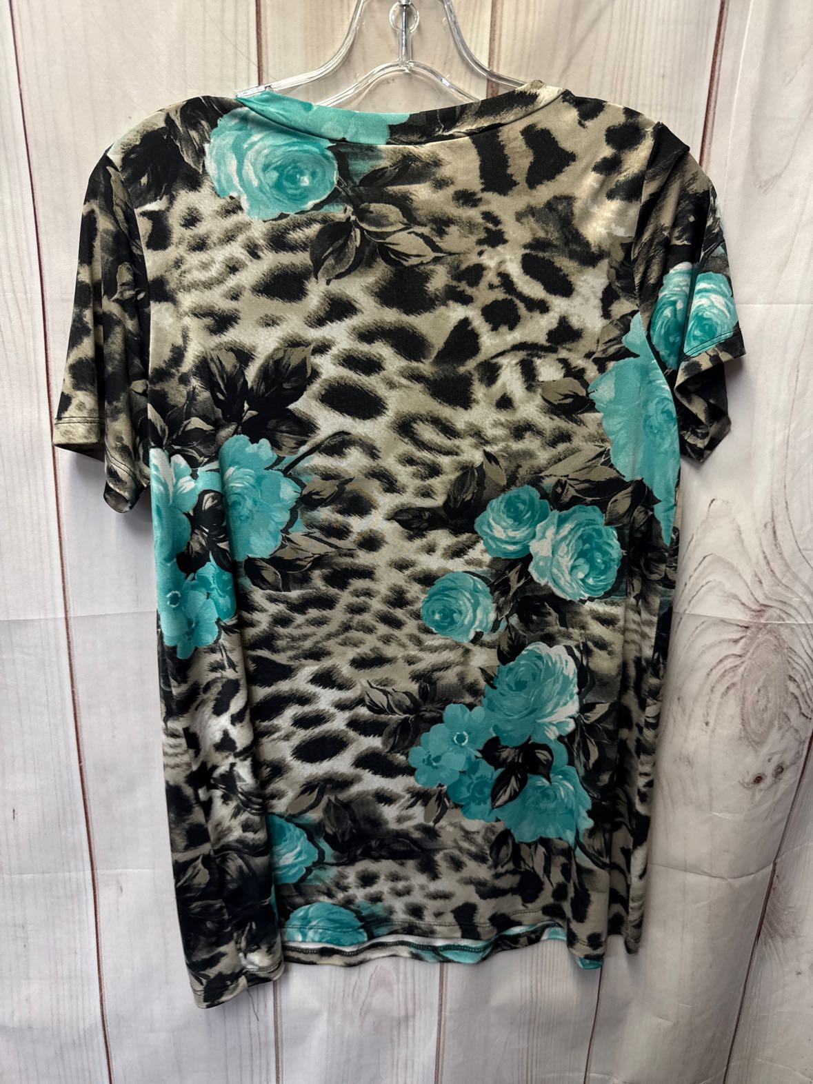 Sew in Love Women's Size S Gray Floral Short Sleeve Top