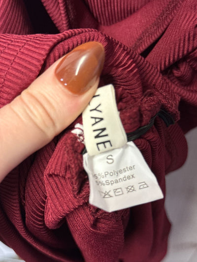 Lyaner Women's Size S Red Dress