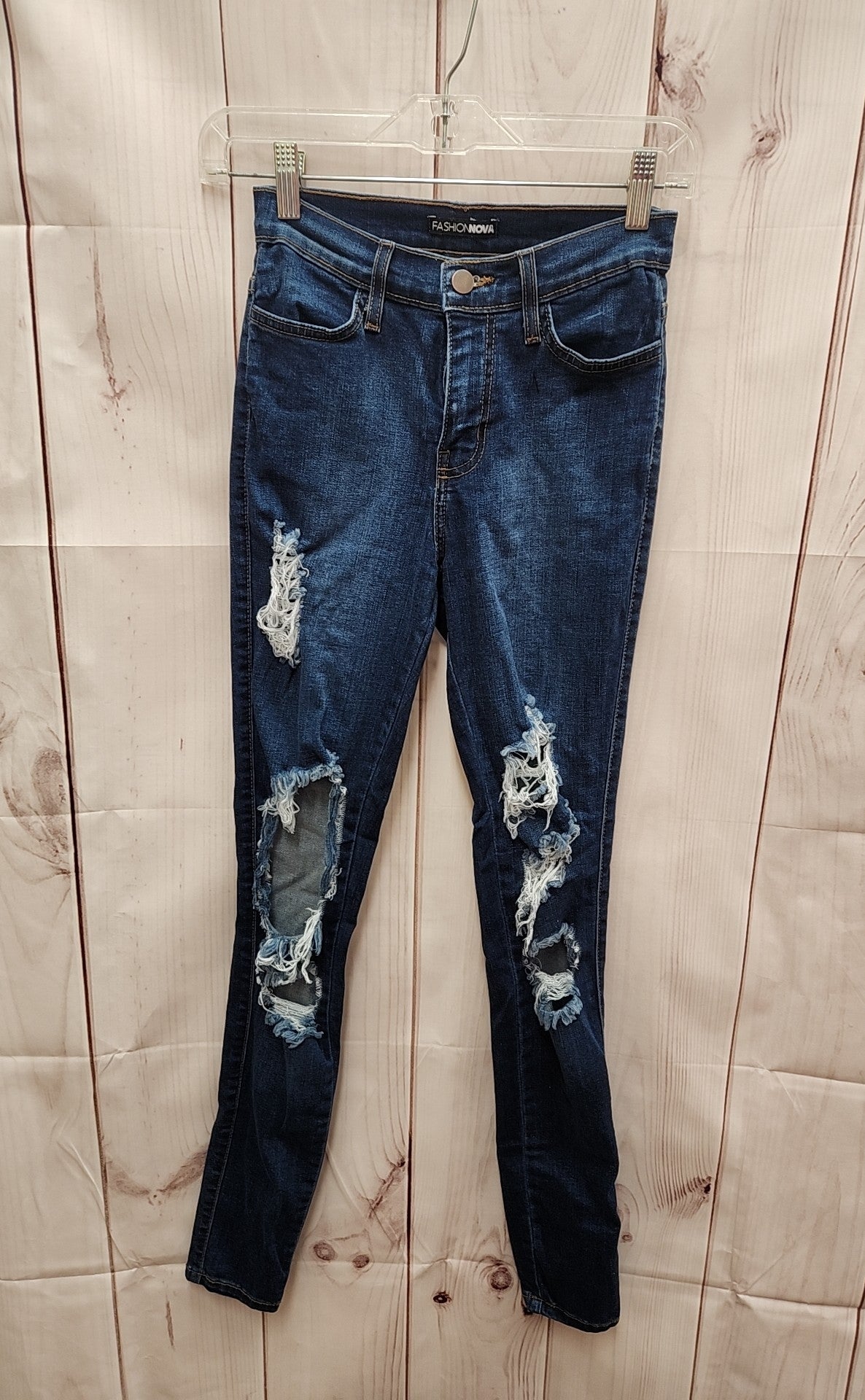 Fashion Nova Women's Size 26 (1-2) Blue Jeans