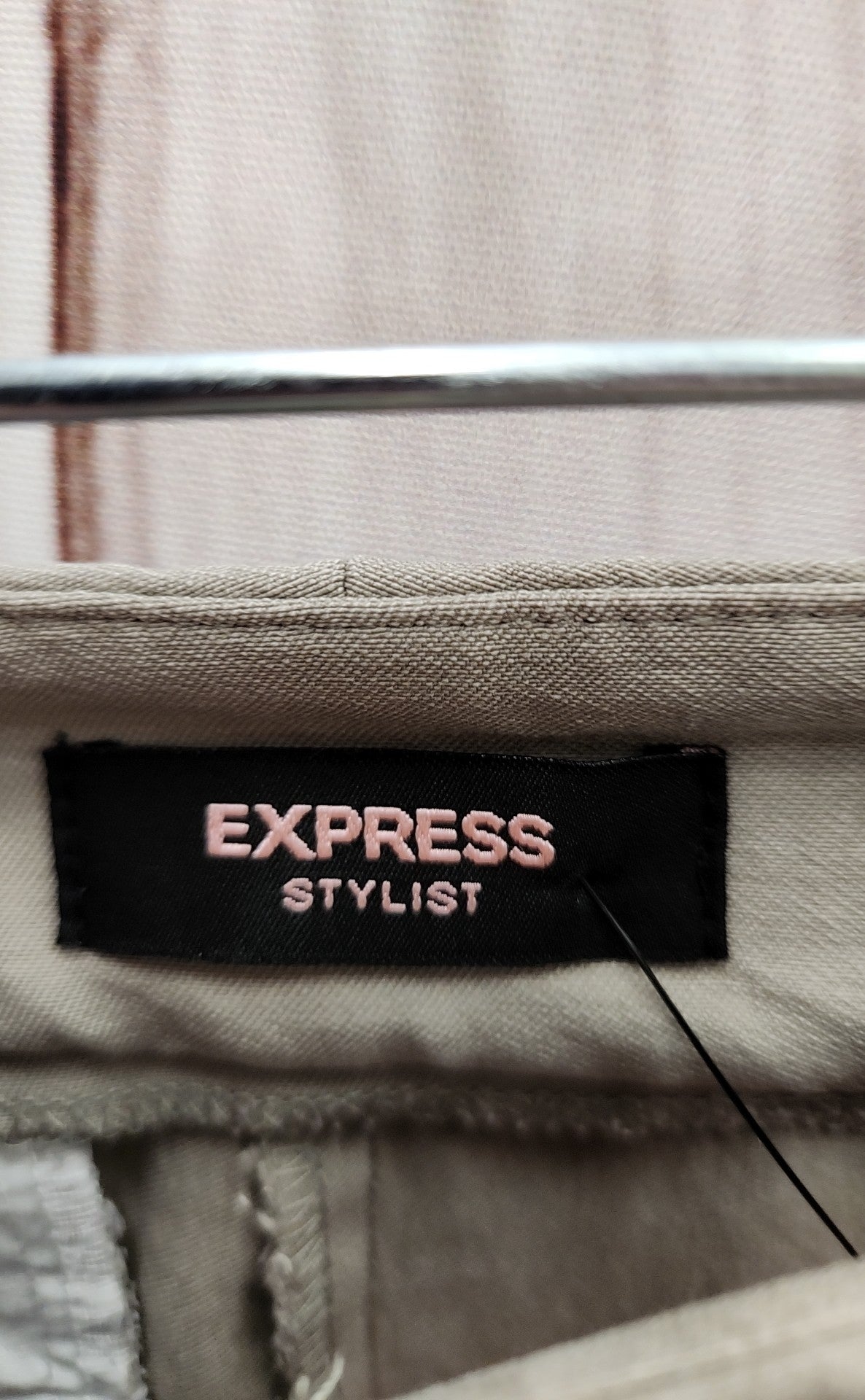 Express Women's Size 2 Beige Pants