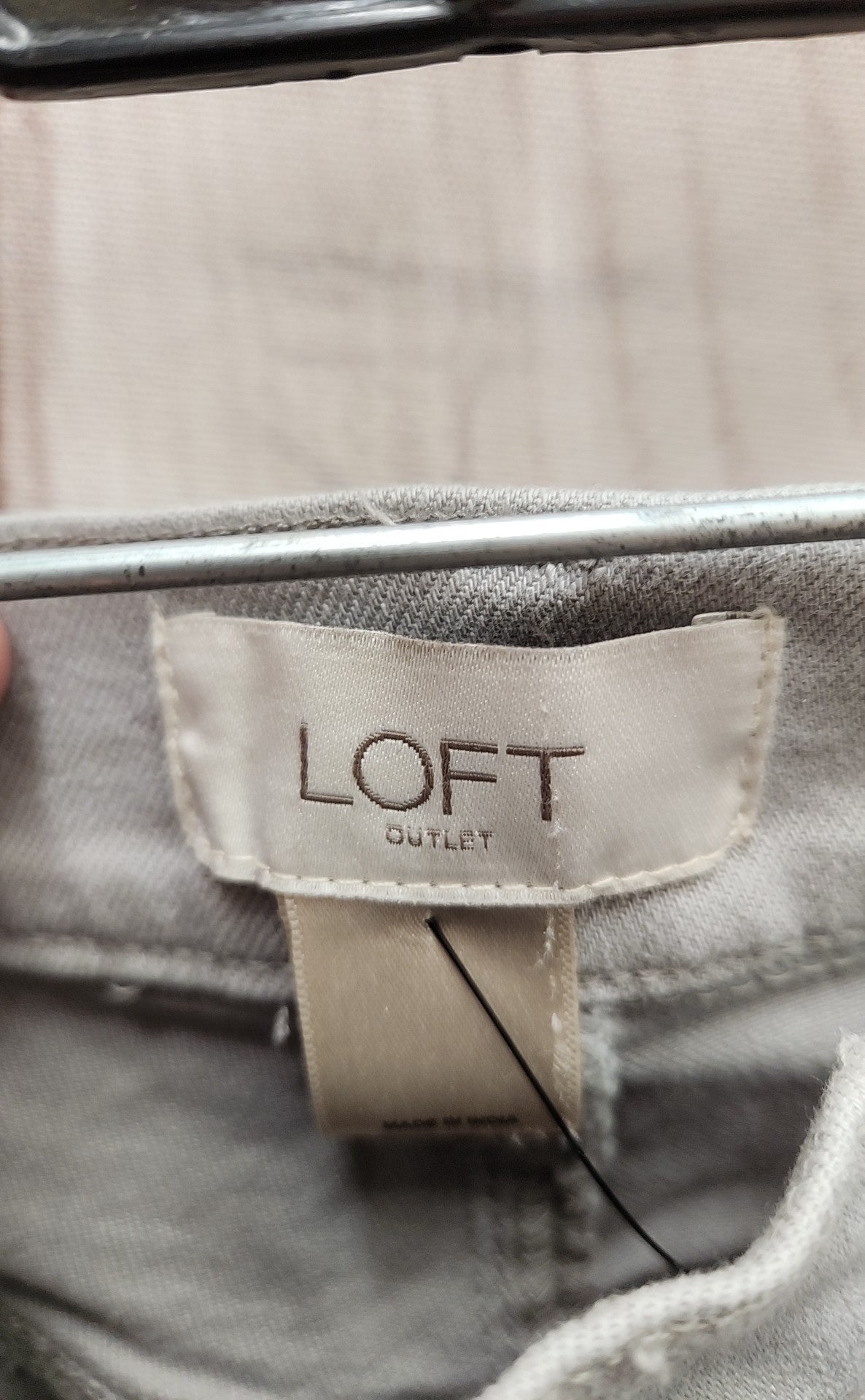 Loft Women's Size 4 Modern Denim Crop Gray Pants